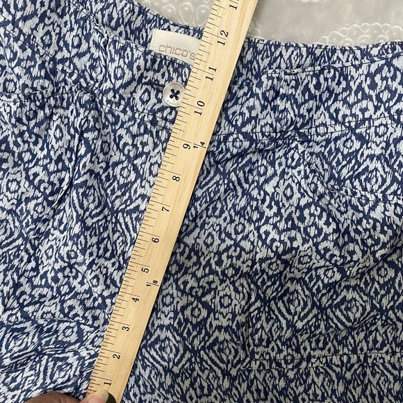 Chicos Crop Pants Sz 1.5 US 10 Blue Geometric Viscose Tencel Rolled Hem Pockets - Picture 9 of 9